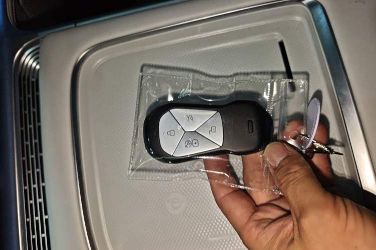 Used XPeng G9 2022 570 Max Interior 1