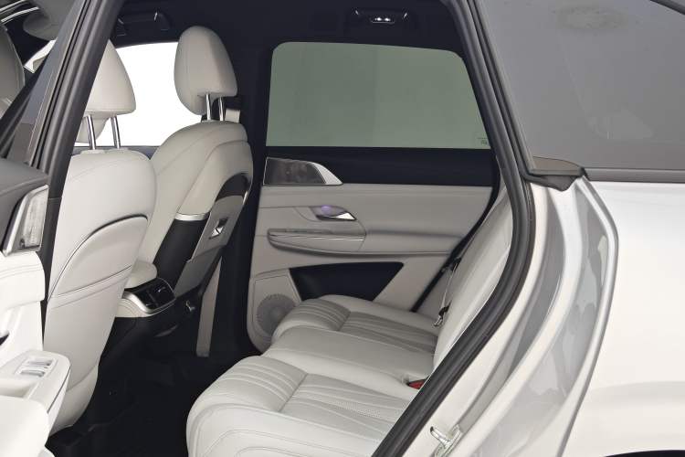 Used XPeng G9 2022 570 Pro Interior 10