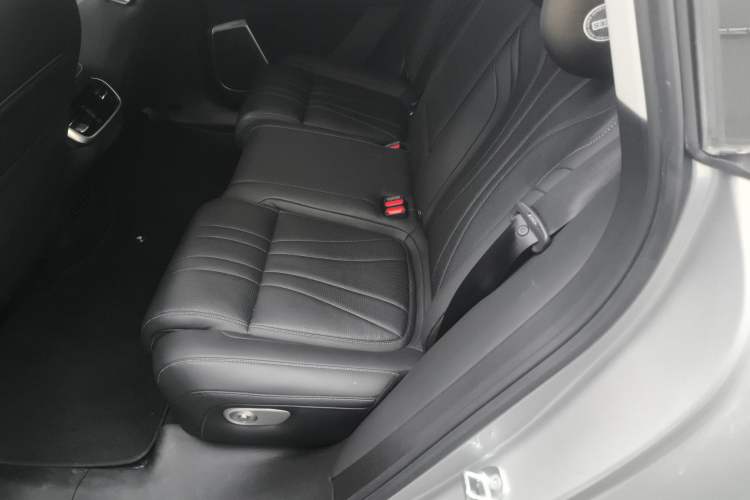 Used XPeng G9 2022 650 Performance Edition Max Interior 4