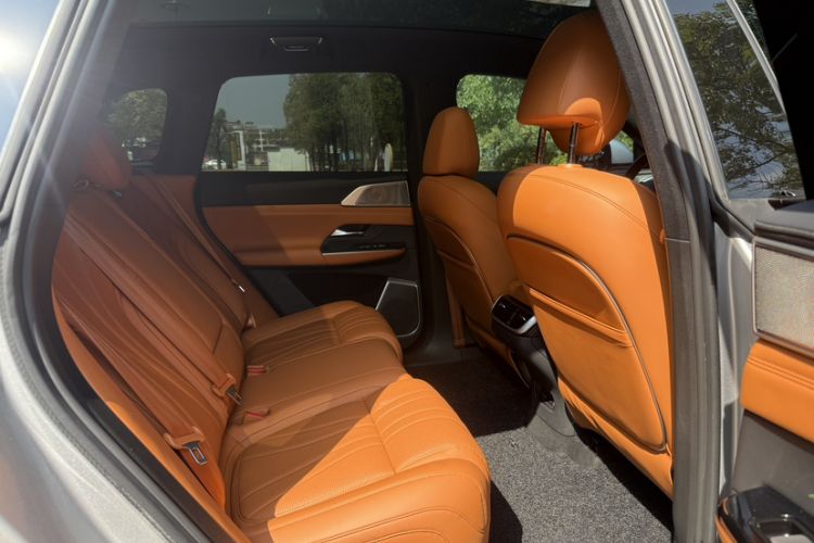 Used XPeng G9 2022 650 Performance Edition Pro Interior 9