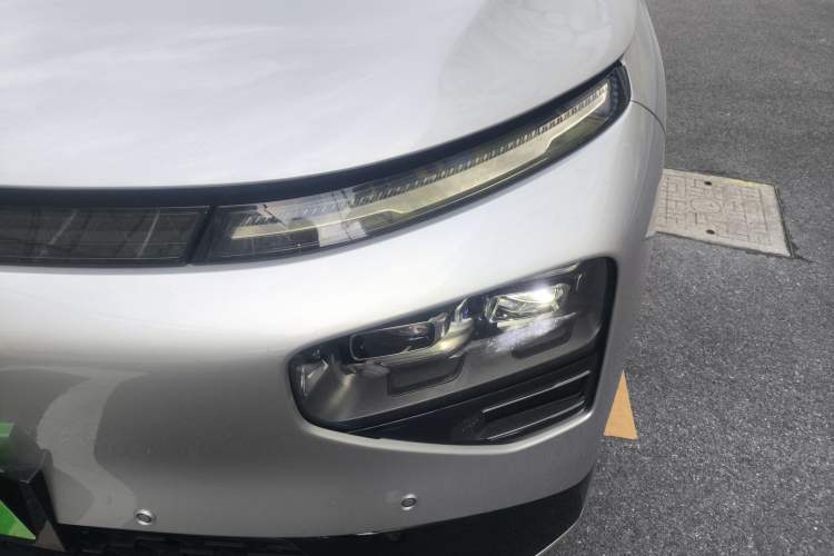 Used XPeng G9 2022 650 Performance Edition Max Left Front Headlight