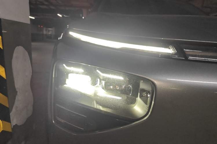 Used XPeng G9 2022 650 Performance Edition Max Right Front Headlight