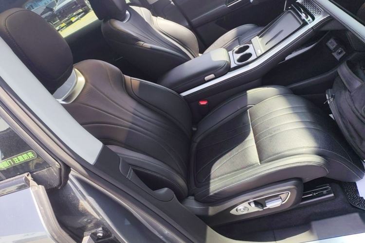 Used XPeng G9 2022 650 Performance Edition Max Right Front Seat