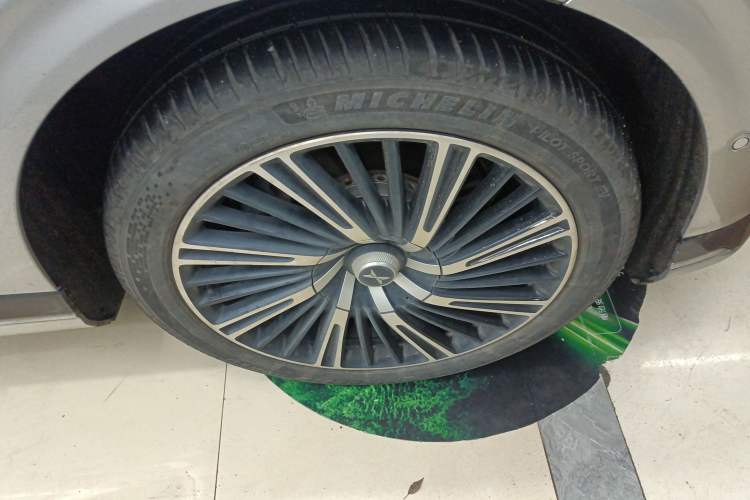 Used XPeng G9 2022 702 Pro Right Rear Wheel Hub