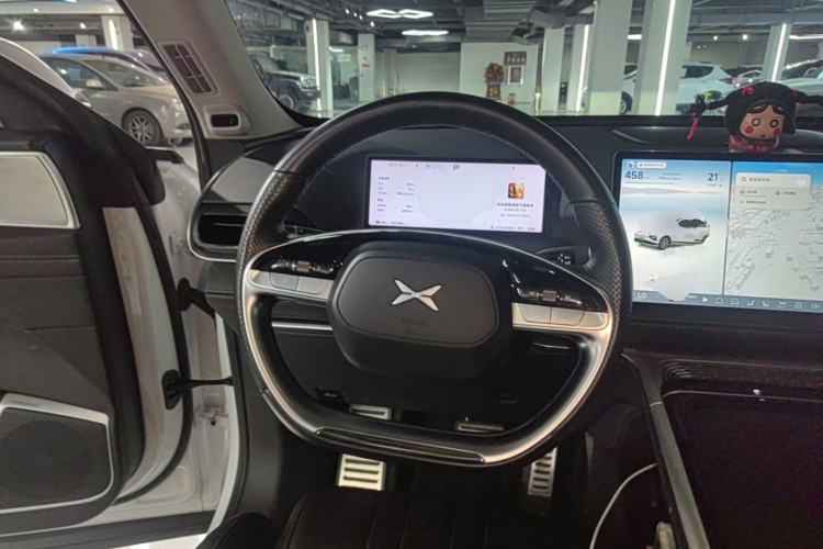 Used XPeng G9 2022 650 Performance Edition Max Steering Wheel