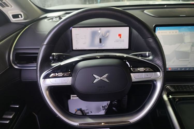 Used XPeng G9 2022 650 Performance Edition Max Steering Wheel