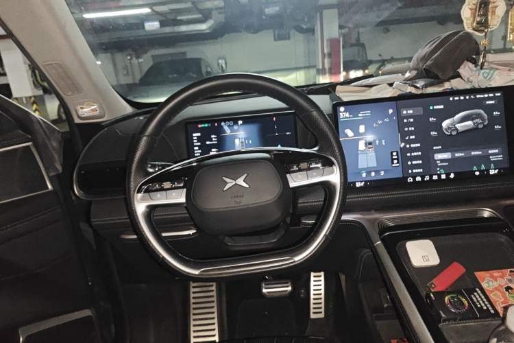 Used XPeng G9 2022 650 Performance Edition Max Steering Wheel