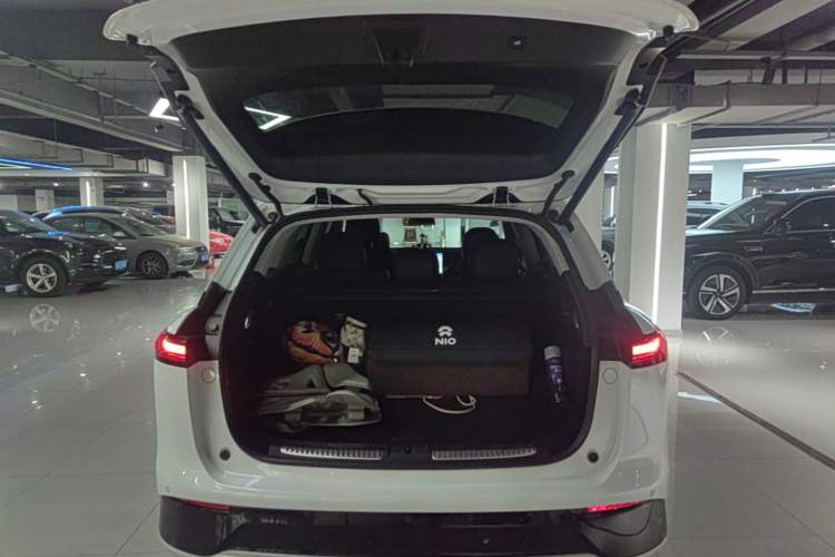 Used XPeng G9 2022 650 Performance Edition Max Trunk