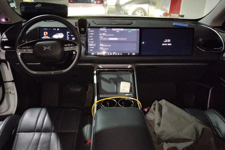 Used XPeng G9 2022 702 Pro Center Console