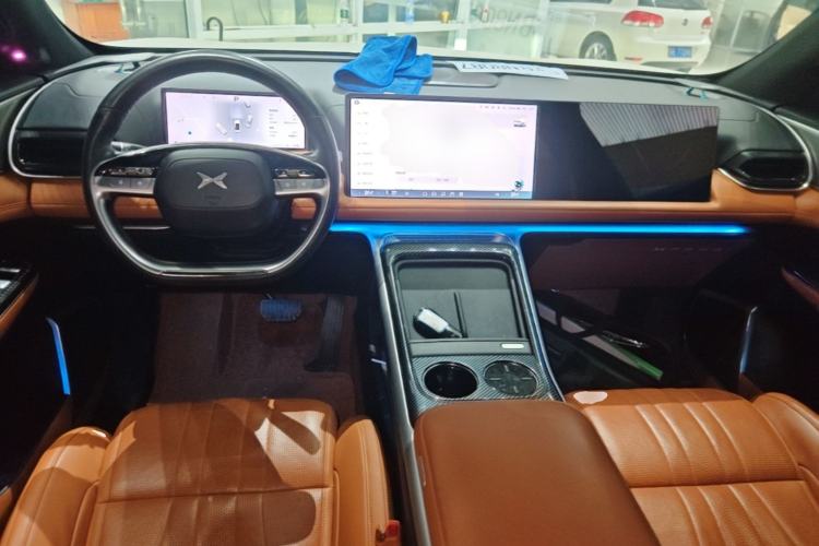 Used XPeng G9 2022 702 Pro Center Console