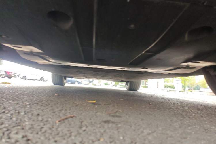Used XPeng G9 2022 702 Pro Chassis Front