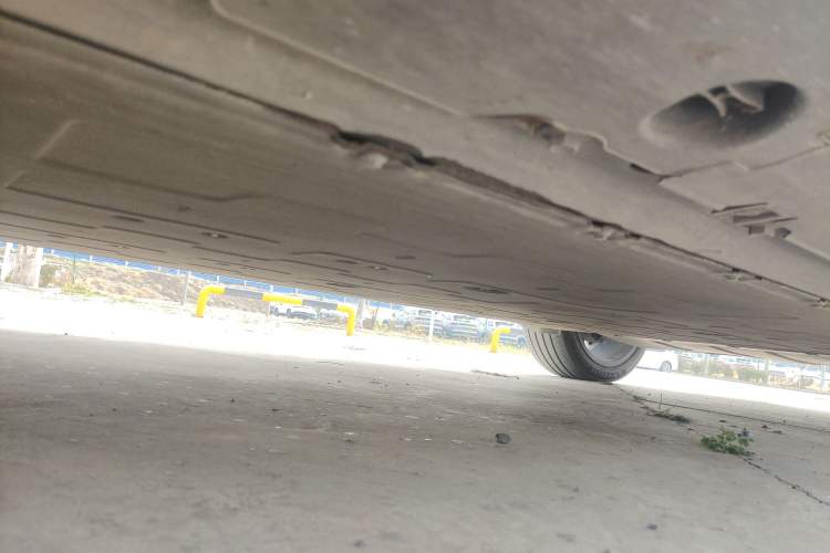 Used XPeng G9 2022 702 Pro Chassis Front Left