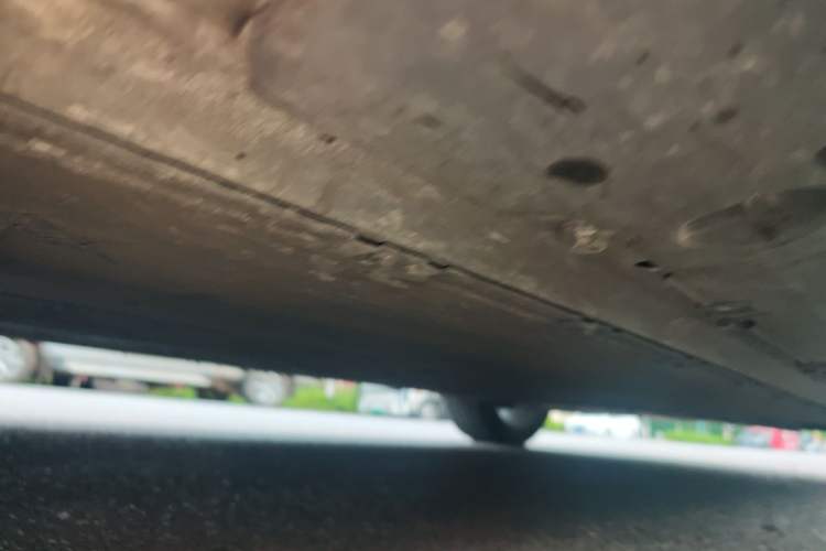 Used XPeng G9 2022 570 Pro Chassis Front Left