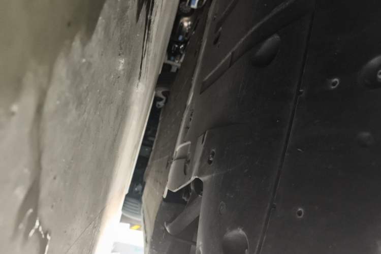 Used XPeng G9 2022 702 Pro Chassis Front