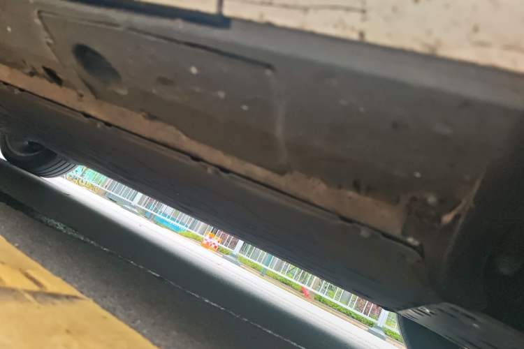 Used XPeng G9 2022 702 Pro Chassis Front Right