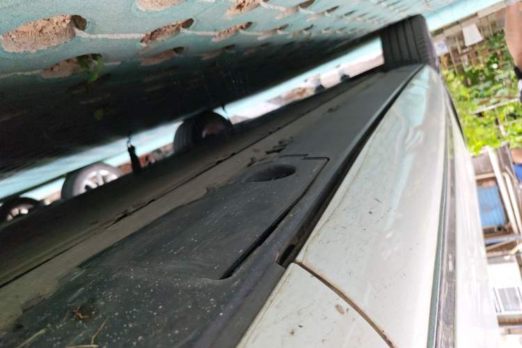 Used XPeng G9 2022 702 Pro Chassis Front Right