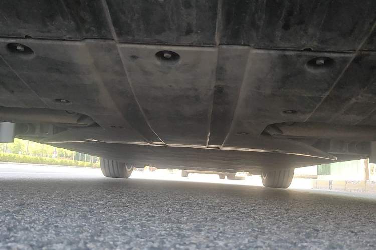 Used XPeng G9 2022 650 Performance Edition Max Chassis Rear