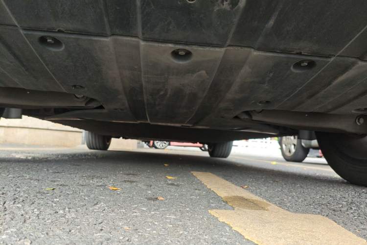 Used XPeng G9 2022 702 Pro Chassis Rear