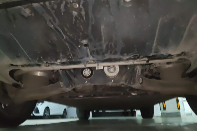 Used XPeng G9 2022 650 Performance Edition Pro Chassis Rear