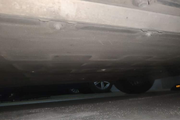 Used XPeng G9 2022 650 Performance Edition Max Chassis Rear Left