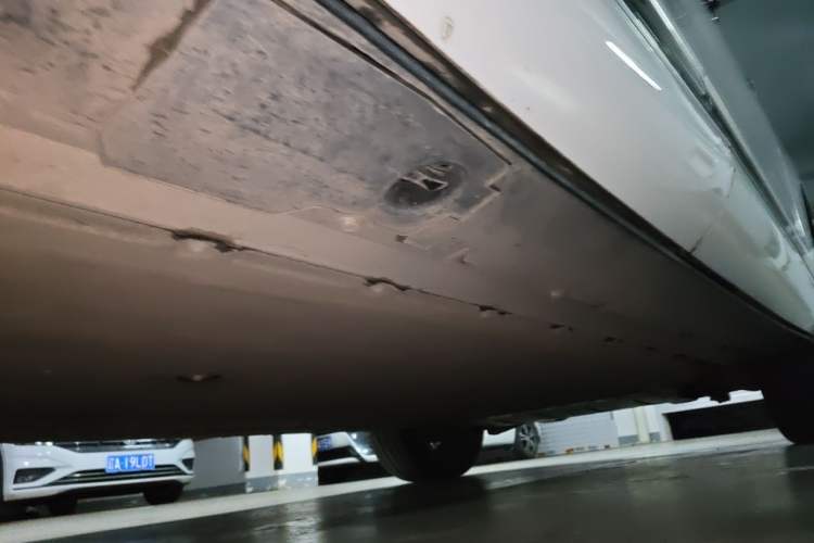 Used XPeng G9 2022 650 Performance Edition Pro Chassis Rear Right