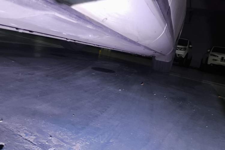 Used XPeng G9 2022 702 Max Chassis Rear Right