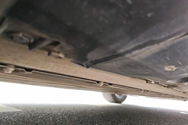 Used XPeng G9 2022 570 Pro Chassis Rear Right