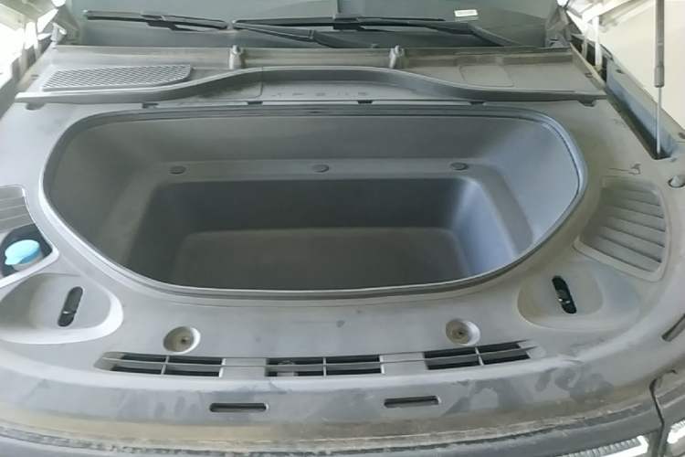 Used XPeng G9 2022 650 Performance Edition Pro Engine Bay