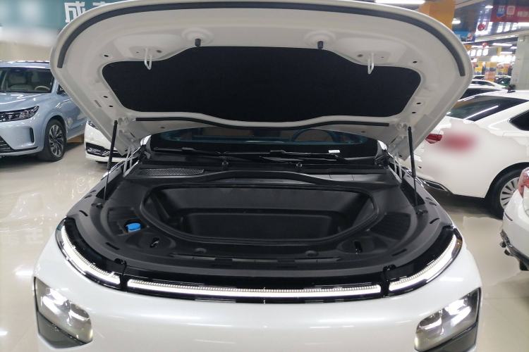 Used XPeng G9 2022 702 Pro Engine Bay
