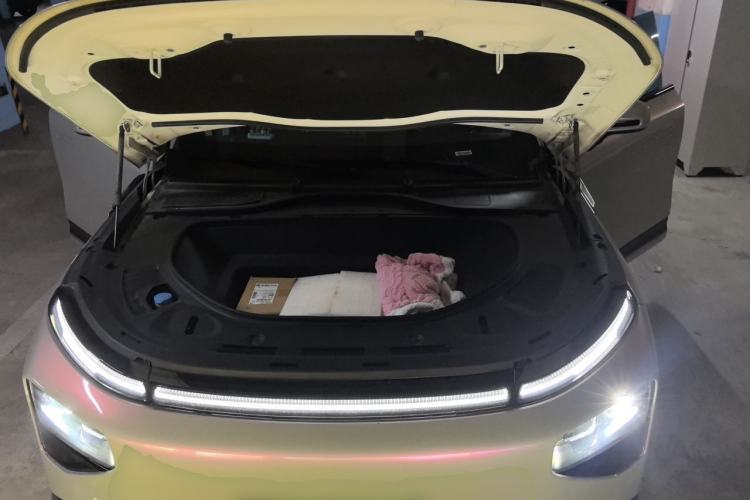 Used XPeng G9 2022 702 Pro Engine Bay