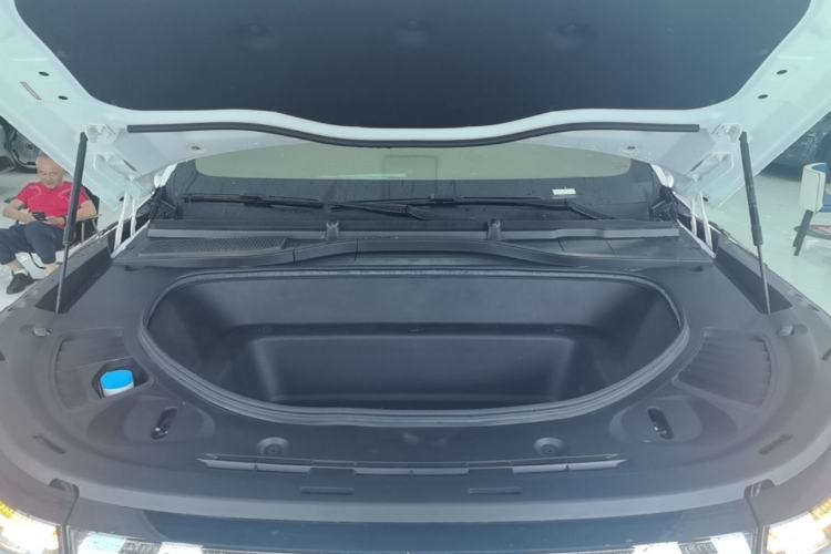 Used XPeng G9 2022 570 Pro Engine Bay