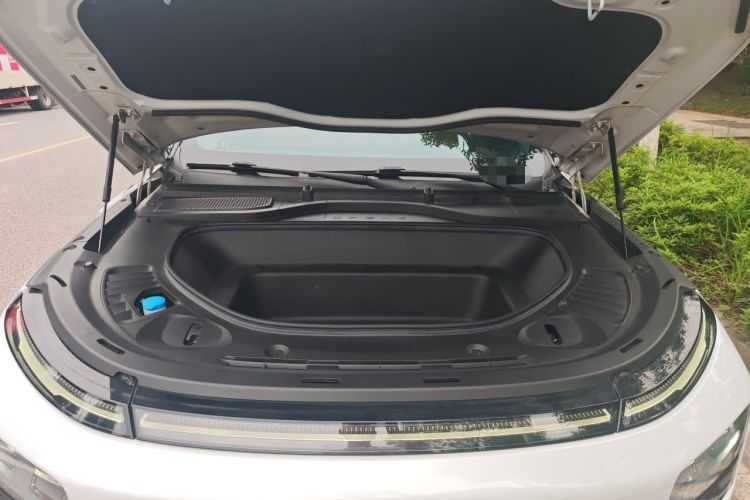 Used XPeng G9 2022 570 Pro Engine Bay