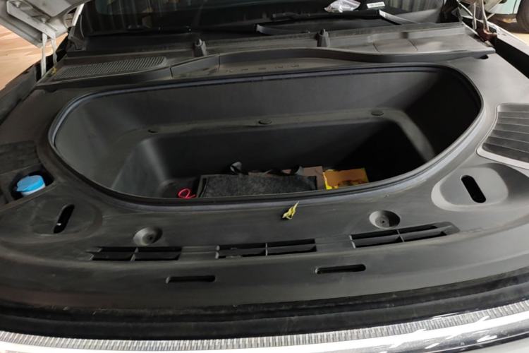 Used XPeng G9 2022 702 Pro Engine Bay