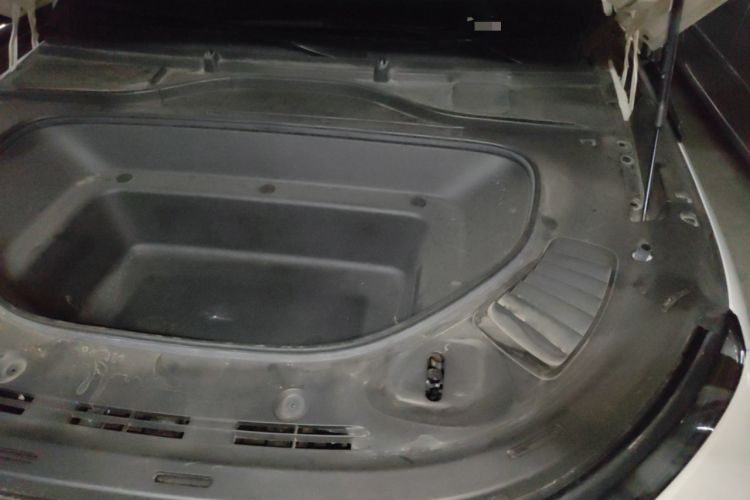 Used XPeng G9 2022 650 Performance Edition Max Engine Bay Left