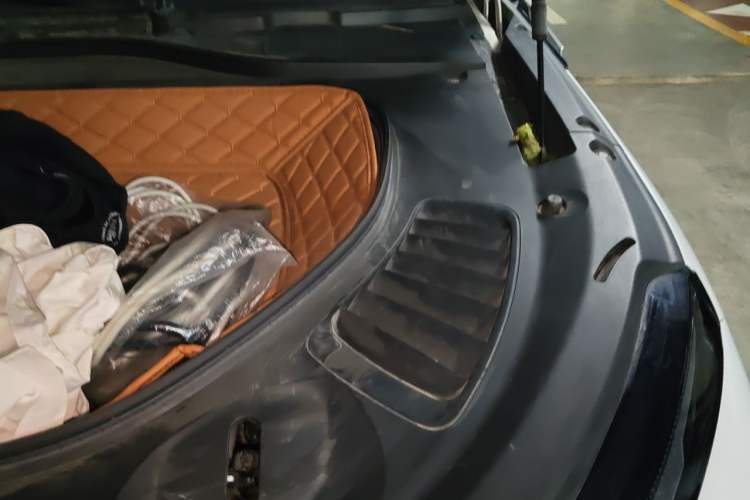 Used XPeng G9 2022 650 Performance Edition Pro Engine Bay Left