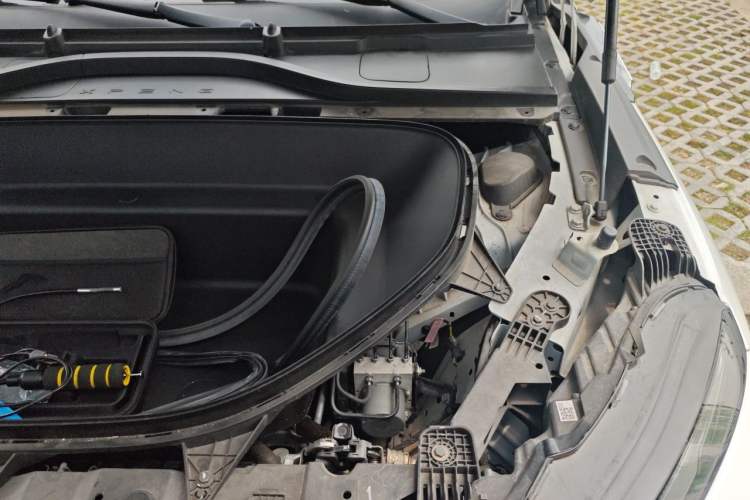 Used XPeng G9 2022 702 Pro Engine Bay Left