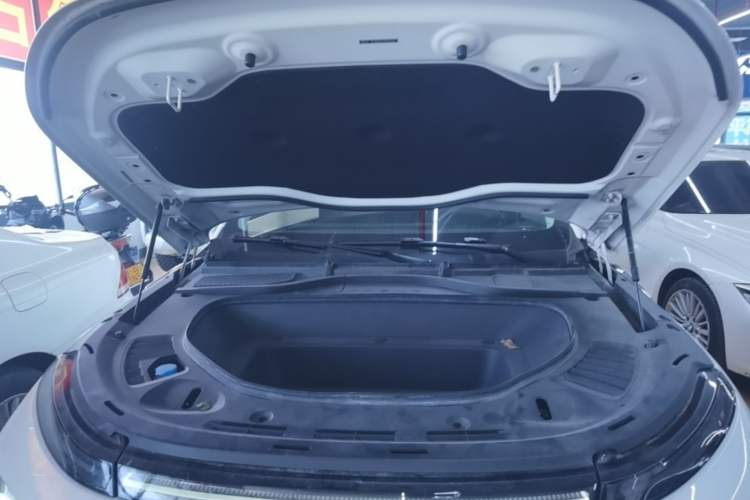 Used XPeng G9 2022 650 Performance Edition Max Engine Bay