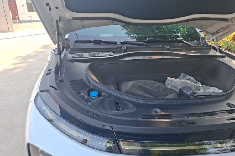 Used XPeng G9 2022 702 Pro Engine Bay Right
