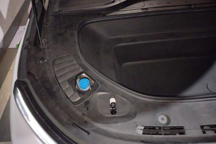 Used XPeng G9 2022 702 Pro Engine Bay Right