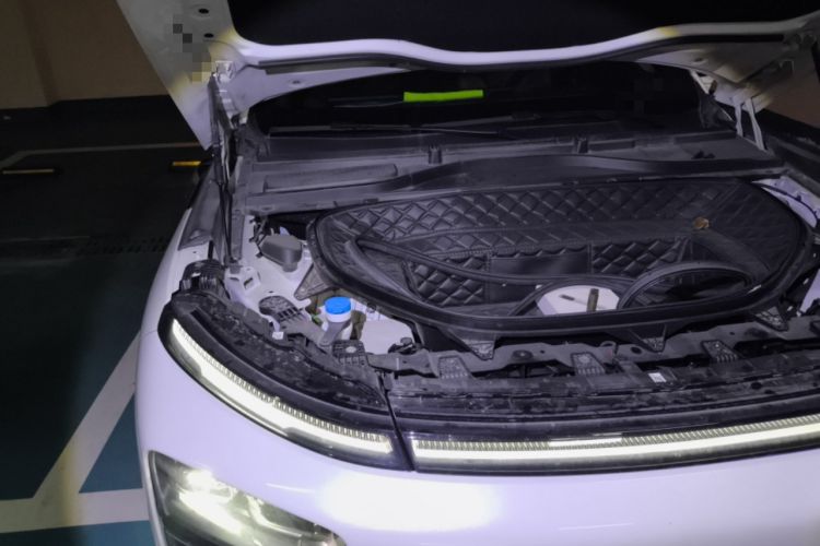 Used XPeng G9 2022 702 Max Engine Bay Right