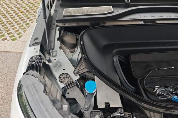 Used XPeng G9 2022 702 Pro Engine Bay Right