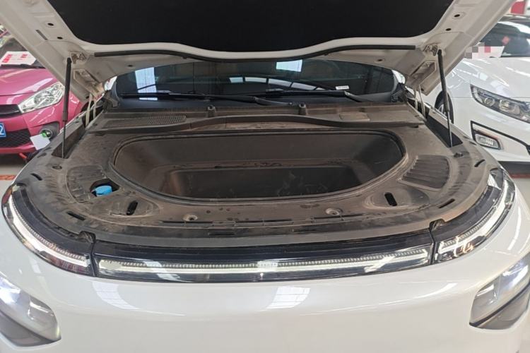 Used XPeng G9 2022 702 Max Engine Bay