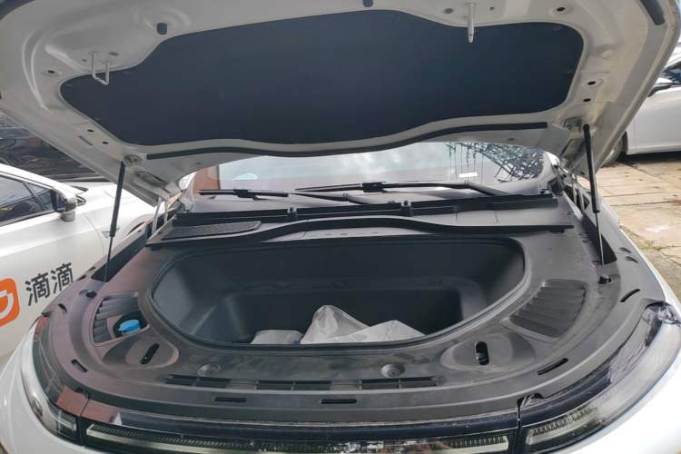 Used XPeng G9 2022 570 Pro Engine Bay