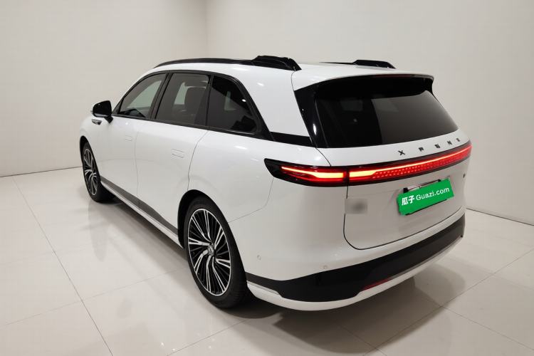 Used XPeng G9 2022 650 Performance Edition Max Exterior 2