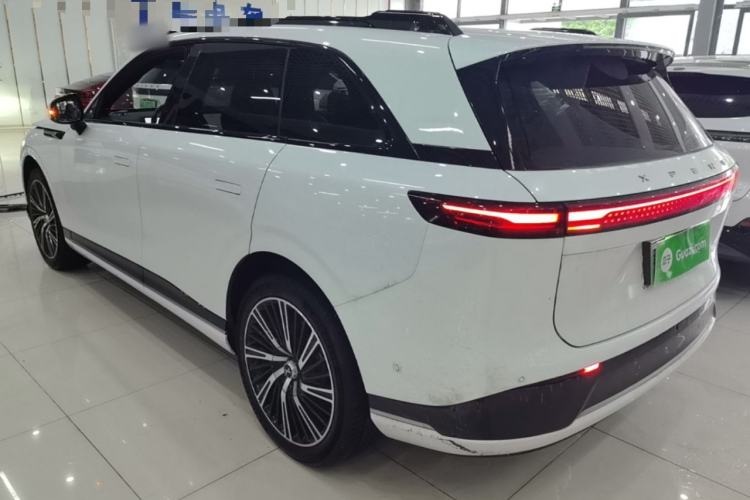 Used XPeng G9 2022 702 Max Exterior 2