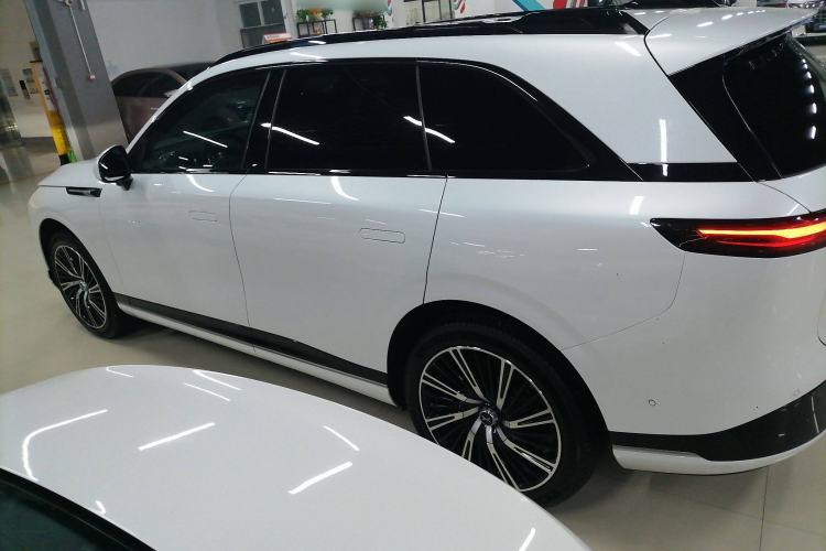 Used XPeng G9 2022 702 Pro Exterior 3