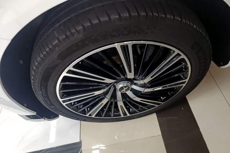 Used XPeng G9 2022 702 Pro Exterior 4