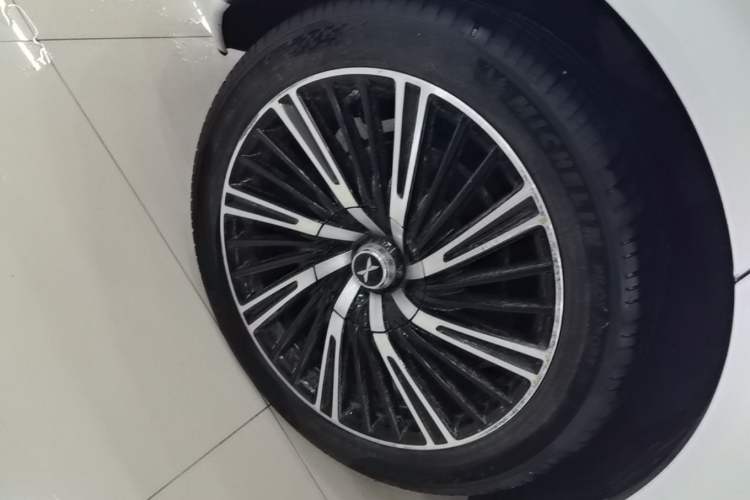 Used XPeng G9 2022 702 Max Exterior 5