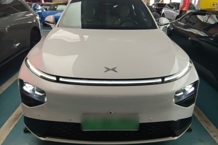 Used XPeng G9 2022 702 Pro Front