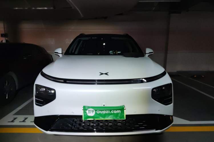 Used XPeng G9 2022 650 Performance Edition Max Front